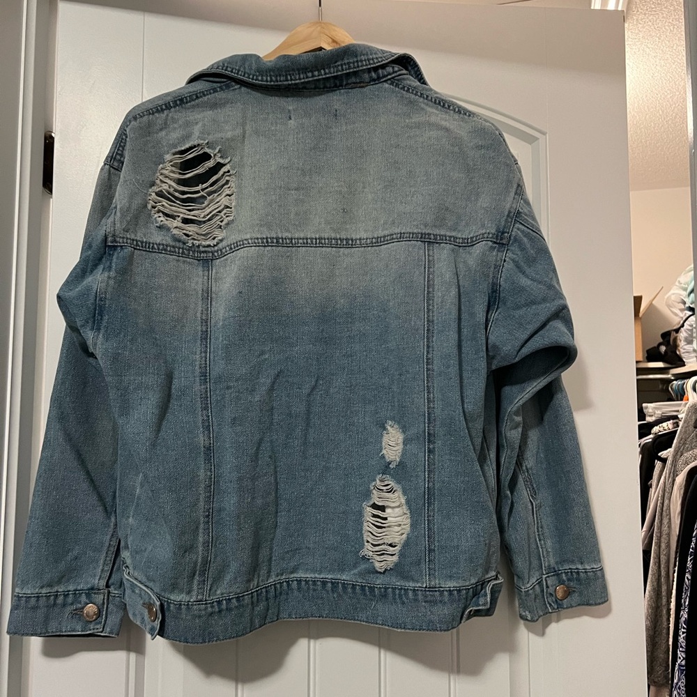Distressed denim jacket - Picture 7 of 8